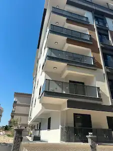 226 SEYREK’TE ÜNİVERSİTEYE YÜRÜME MESAFESİNDE SATILIK 1+1 SIFIR DAİRE