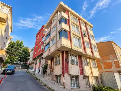 YILDIZTABYA’DA 2013 YAPIMI BİNADA KULLANIŞLI 2+1 DAIRE