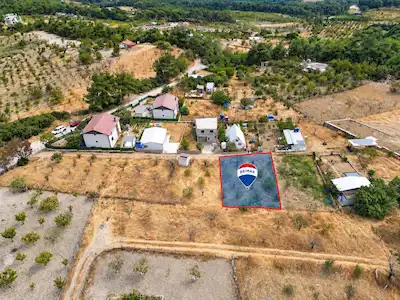 YAKAKÖY 310 M² ELEKTRIK SU YOL TAPULU KIRAZLIK
