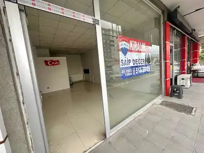 CENGIZ TOPEL CADDESI 70M2 BACALI KIRALIK DÜKKAN