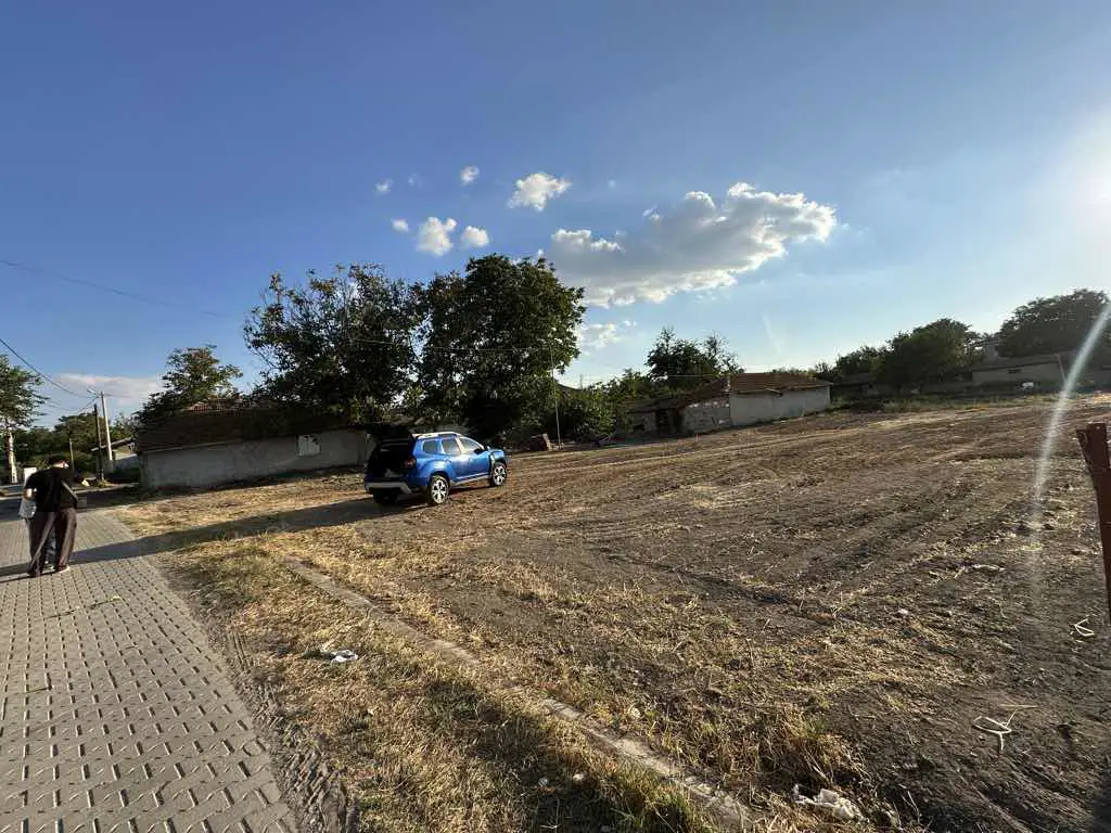 MURATLI İNANLI 561 M2 3 KAT İMARLI ARSA
