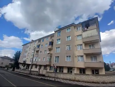 REMAX İLKE'DEN A.GAZİ'DE 2+1 KİRALIK DAİRE