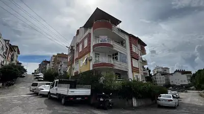 KASAPLAR MAHALLESİ’NDE GENİŞ FERAH KULLANIŞLI SATILIK DUBLEX DAİRE