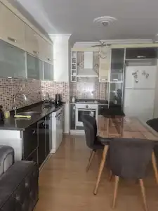 GAZİEMİR ATIFBEY’DE FIRSAT KONUM, ARAKAT SATILIK 2+1 | KREDİYE UYGUN