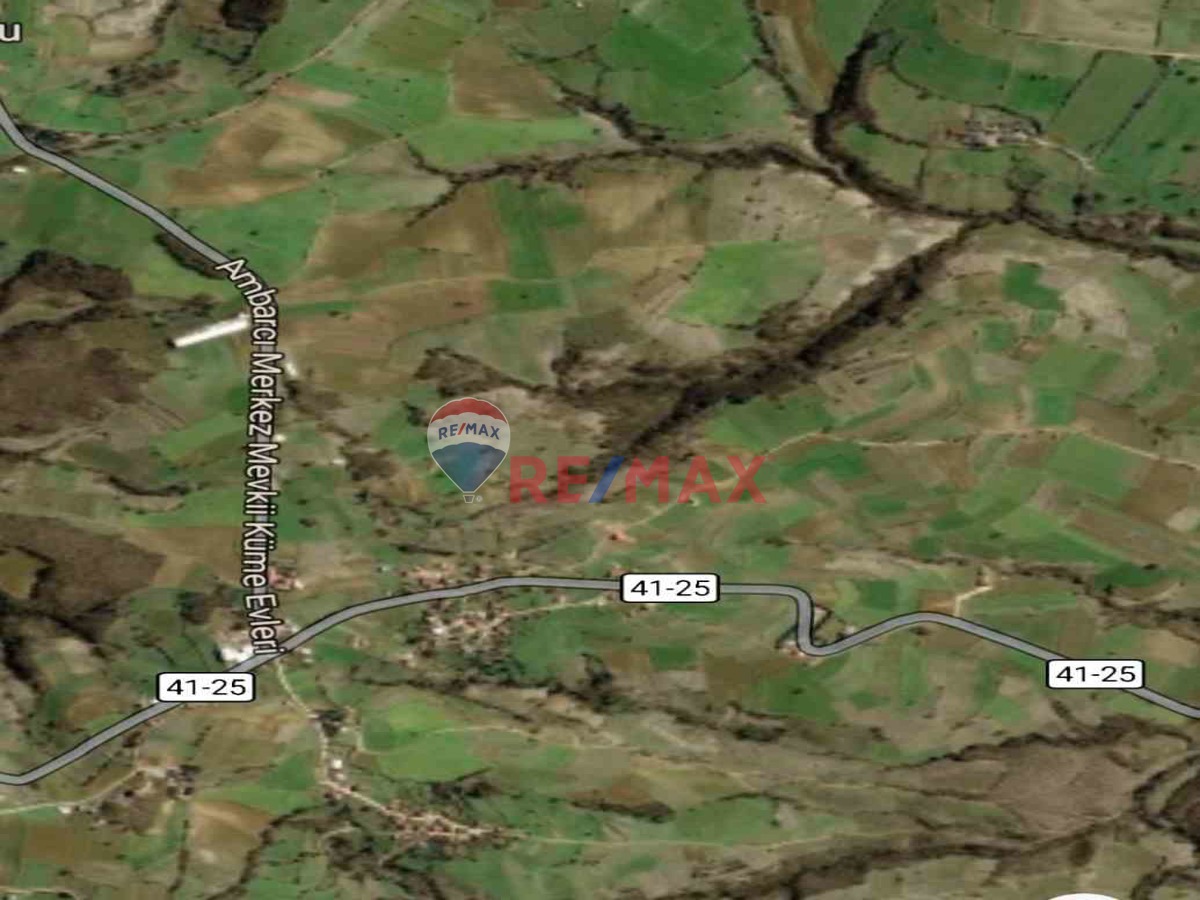 İZMIT AMBARCI DA SATILIK 15.800M2 ARSA