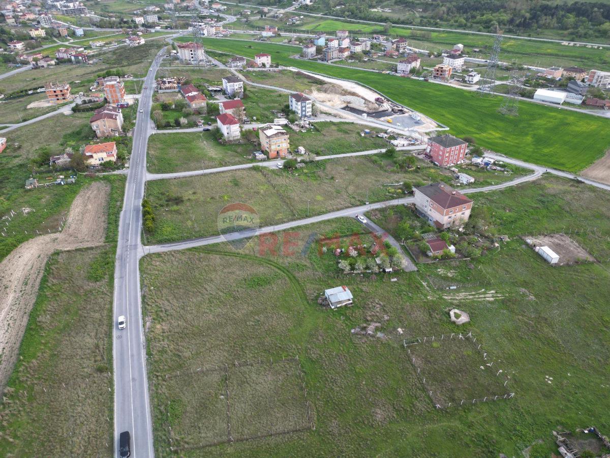 REMAX DEN HADIMKÖY MERKEZ ACİL SATILIK FIRSAT 470 M2 İMARLI ARSA