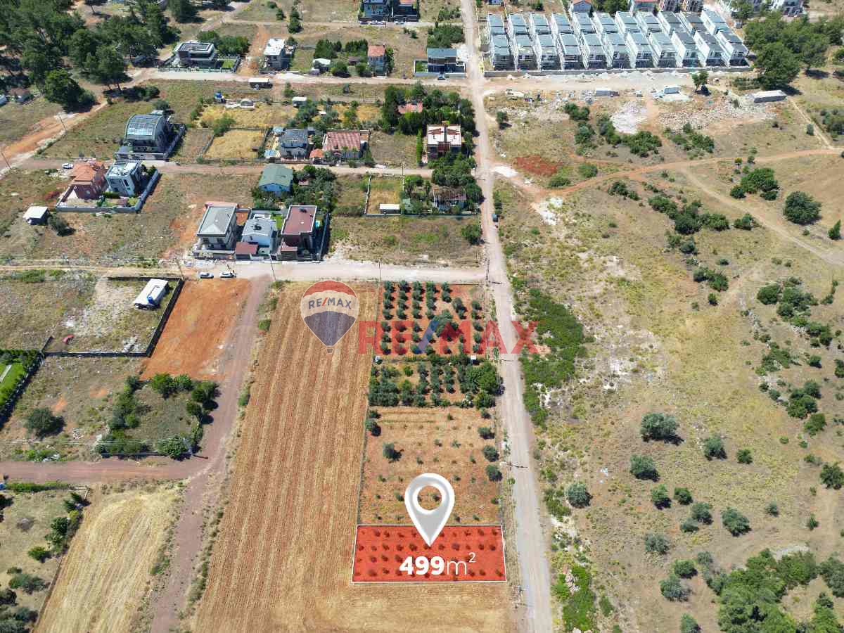 YEŞİLBAYIRDA 499 M2 VİLLA ARSASI