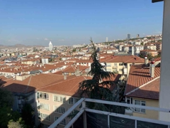 HOŞDERE/ MESNEVİ CADDESİ KÖŞE KONUMLU MANZARALI 3+1 KİRALIK