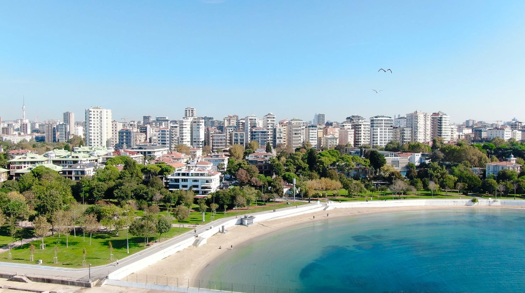 CADDEBOSTAN SAHILINDE PRESTIJLI ‘İYI YAŞAM’ YATIRIMI