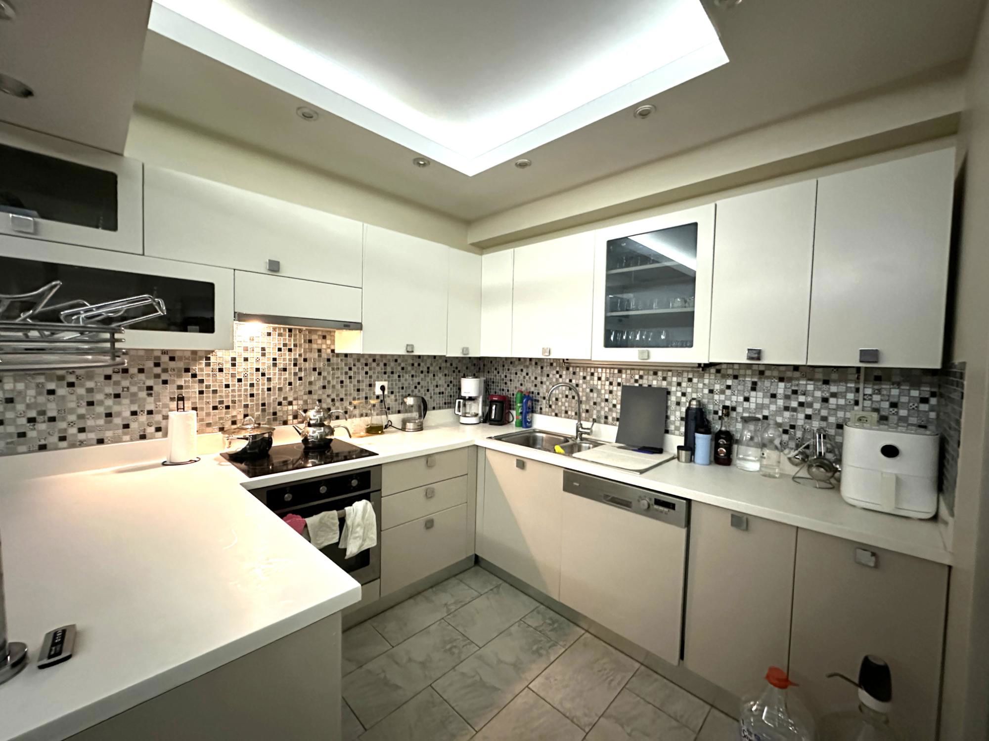 AYIŞIĞI VADİ EVLERİNDE EBEVEYN BANYO,BALKONLU 2+1 SATILIK DAİRE