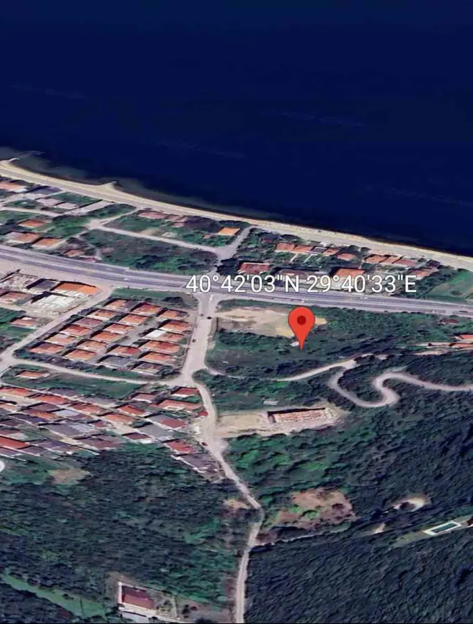 REMAX NATURALDEN KARAMÜRSEL EREĞLİ'DE 983 M2 SATILIK İMARLI ARSA