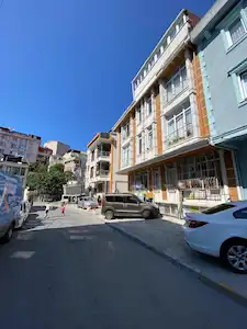 MİMAR SİNAN CADDESİNDE SATILIK 1+1 KOMBİLİ MERKEZİ KONUM