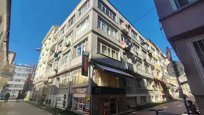 FATİHTE 2+1 SATILIK DAİRE / METROYA 2 DAKİKA