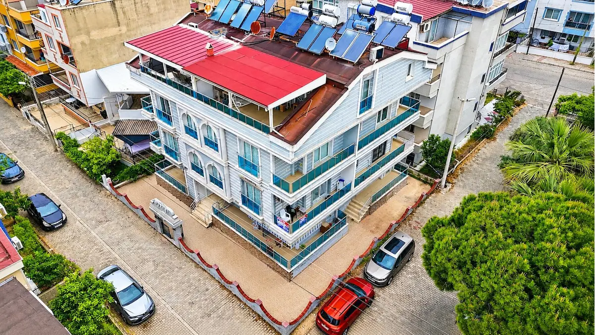 AYDIN DIDIM’DE DENIZE YÜRÜME MESAFESINDE EŞYALI 2 + 1 DAIRE