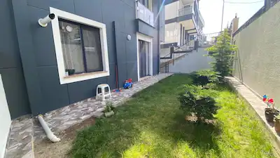 KAVAKLI'DA 2+1 KEYİFLİ BAHÇE KULLANIMLI SATILIK DAİRE