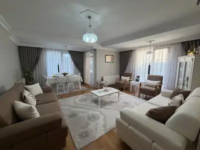 ESENYURT TURGUT ÖZAL’DA-METROBÜSE YÜRÜME MESAFESİNDE-145 M2 3+1