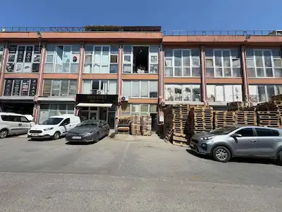 İKITELLI MUTSAN SANAYI SITESI'NDE İSKANLI 450 M² SATILIK İMALATHANE