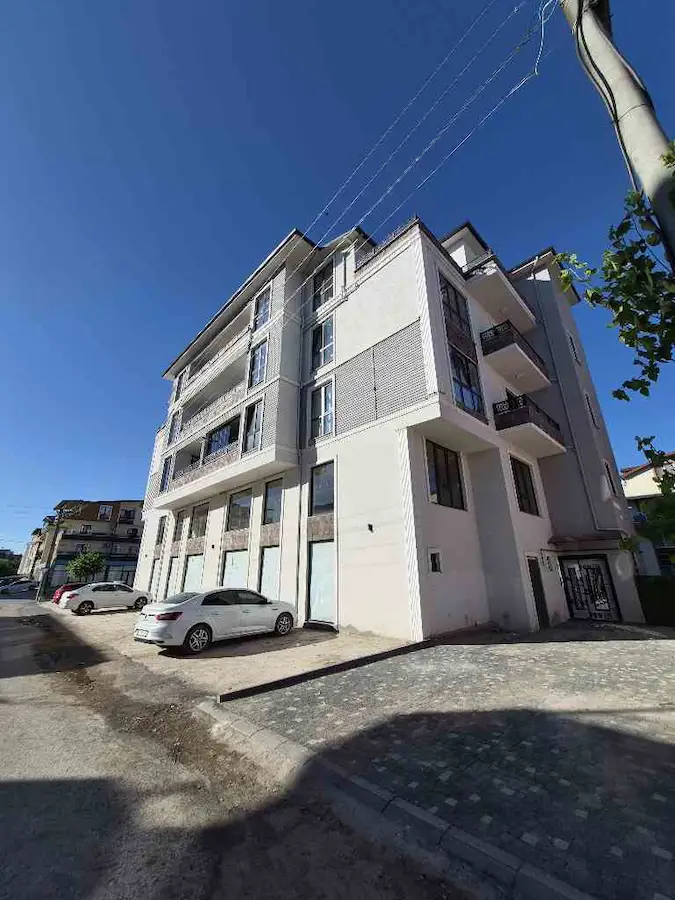 KARTEPE’DE 2025 YAPIMI SIFIR 3+1 | 170 M² BRÜT | EN ÜST KAT | BALKONLU | KREDİYE UYGUN