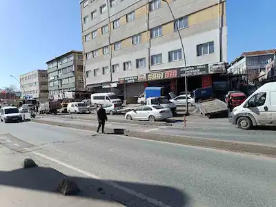 ZEYTİNBURNU’NDA KİRACILI VE KREDİYE UYGUN SATILIK DÜKKAN