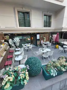 KAVAKLIDERE MAH.DEVREN KIRALIK FIRSAT CAFE & PUB