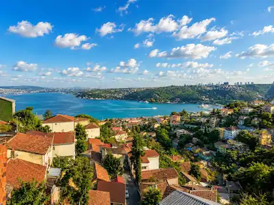 BÜYÜKDERE'DE DENIZ MANZARALI 4 KATLI SATILIK KOMPLE BINA