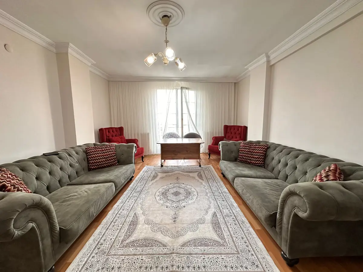 BEYLİKDÜZÜ YAKUPLU SATILIK 3+2 ÇİFT GİRİŞLİ TEMİZ DUBLEKS DAİRE 2
