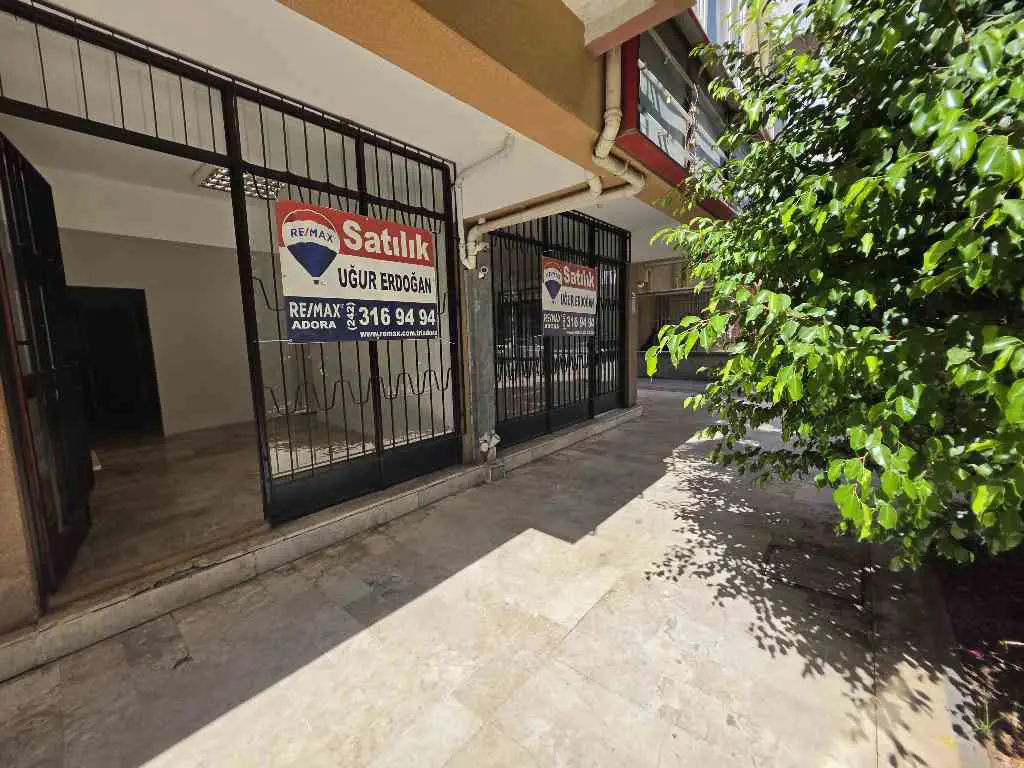 MURATPAŞA BAYINDIR MAH.MERKEZI KONUNDA SATILIK DEPOLU DÜKKAN.