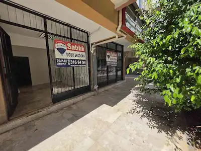 MURATPAŞA BAYINDIR MAH.MERKEZI KONUNDA SATILIK DEPOLU DÜKKAN.