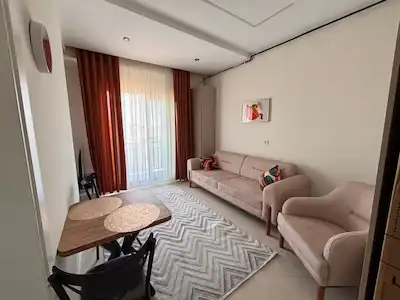 REMAX MODEL DEN TEKDEN HASTANESI KARŞISI 1+1 EŞYALI SIFIR SATILIK APART