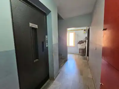 ÇAYIROVA AKSE MAH. ALPARSLAN SITESI'NDE KIRALIK GENIŞ 3+1 DAIRE