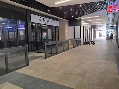 METROPARK SEFAKÖY AVM'DE ASMA KATLI İÇİ YAPILI KİRALIK DÜKKAN 