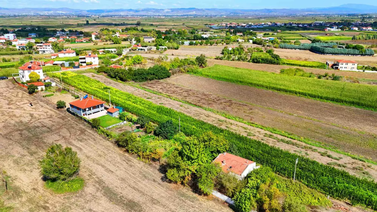 RE/MAX İNCİ'DEN PAŞAKÖY MAHALLESİ SATILIK 619M² İMARLI ARSA 