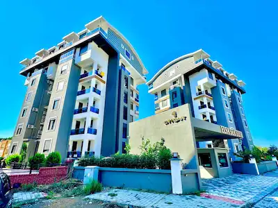 DENİZE 450 MT | ELSA SUIT’TE EŞYALI 1+1 KİRALIK