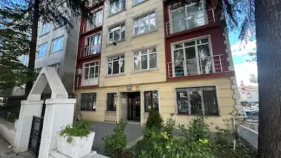 BAKIRKÖY MEYDANA YAKIN 2+1 SATILIK