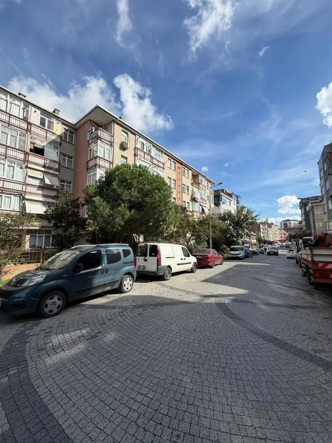 EYÜP AKŞEMSETTIN MAH. 2+1 | 80 M² NET | BALKONLU | DOĞALGAZ KOMBİLİ | KAT MÜLKİYETLİ TAPULU