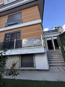 KARTAL YAKACIK ŞÖMİNELİ  5 + 2 ￼ASANSÖRLÜ SATILIK VİLLA