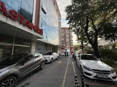 RAMİ HASTANESİ YANI KİRALIK İŞ YERİ