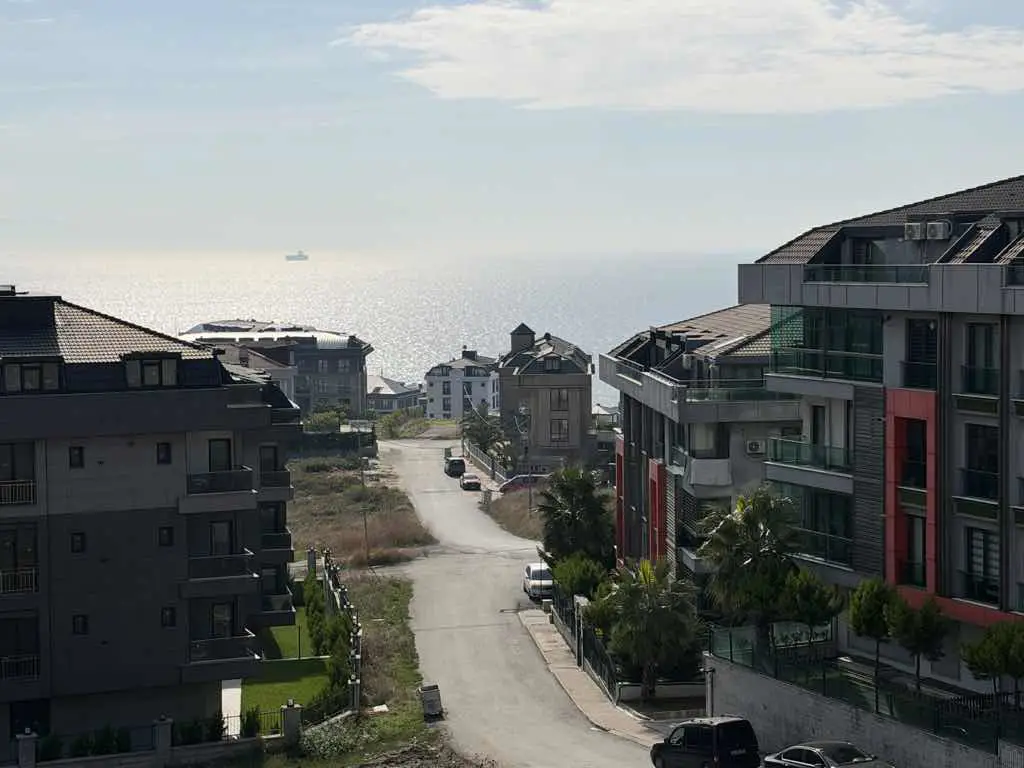 MÜKEMMEL SİTE IÇINDE EŞYALI 2+1 EBVIENLI DENİZ MANAZARALİ KREDİYE UYGUN KAPALI VE AÇIK HAVUZLU فروش