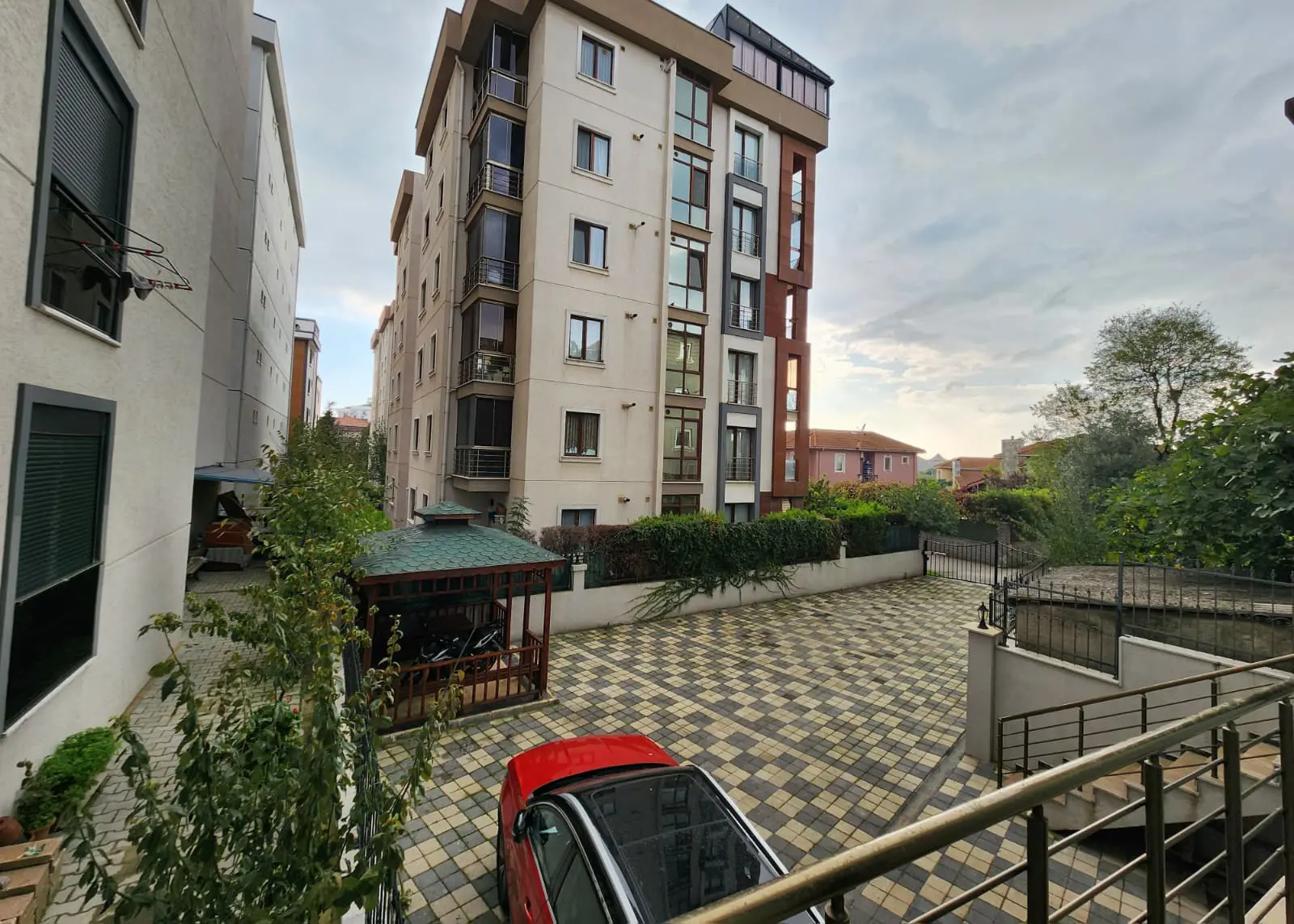 Property image 12