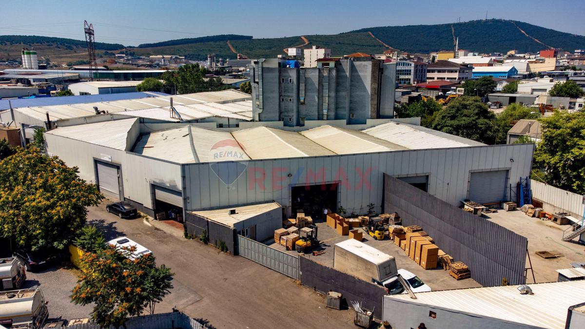 Ataşehir Ferhatpaşa'da Satılık Depo/Antrepo