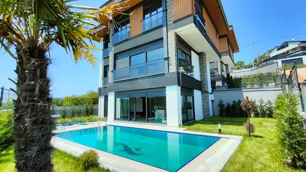 REMAX ANKA'DAN A+MÜSTAKİL TRİPLEKS 4+2 SATILIK VİLLAFAVORILERIME EKLEYAZDIRFACEBOOK ILE PAYLAŞ X IL