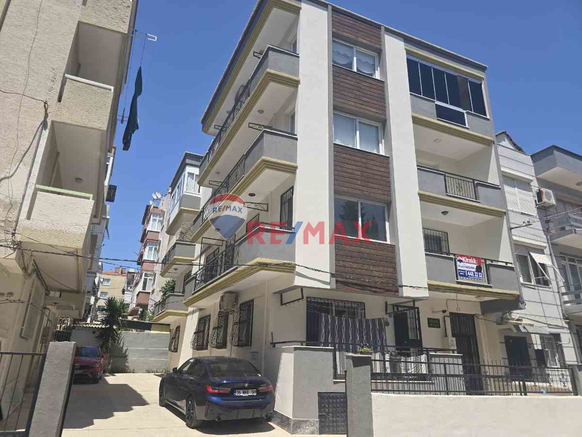 BUCA BARIŞI MH 3+1 160 M2 ARA KAT DOĞAL GAZLI KIRALIK DAIRE