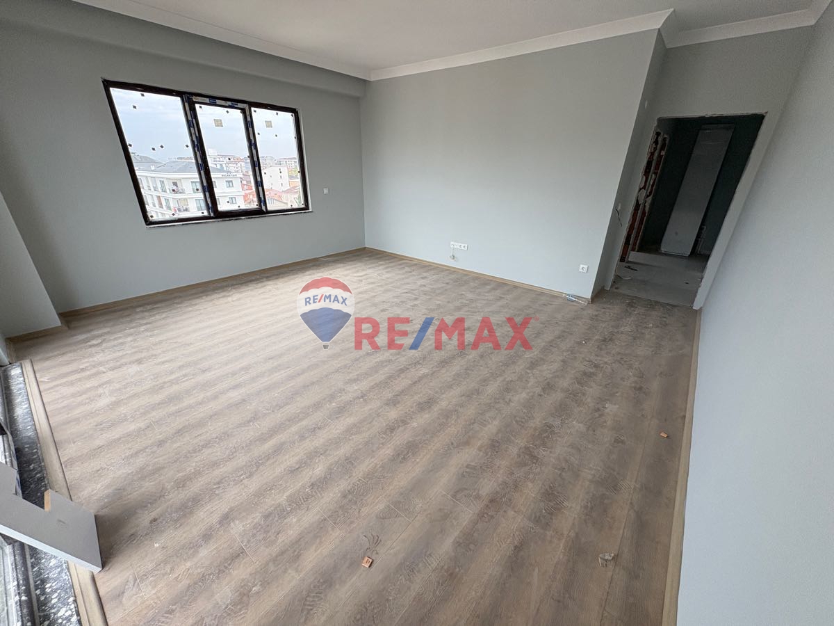 TUZLADA KUSMİ DENİZ MANZARALI SIFIR SİTE İÇİ  SATILIK 3 + 1 DAİRE