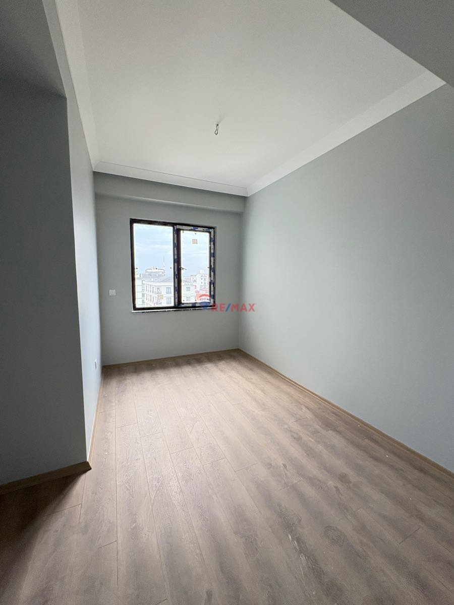 TUZLADA KUSMİ DENİZ MANZARALI SIFIR SİTE İÇİ  SATILIK 3 + 1 DAİRE