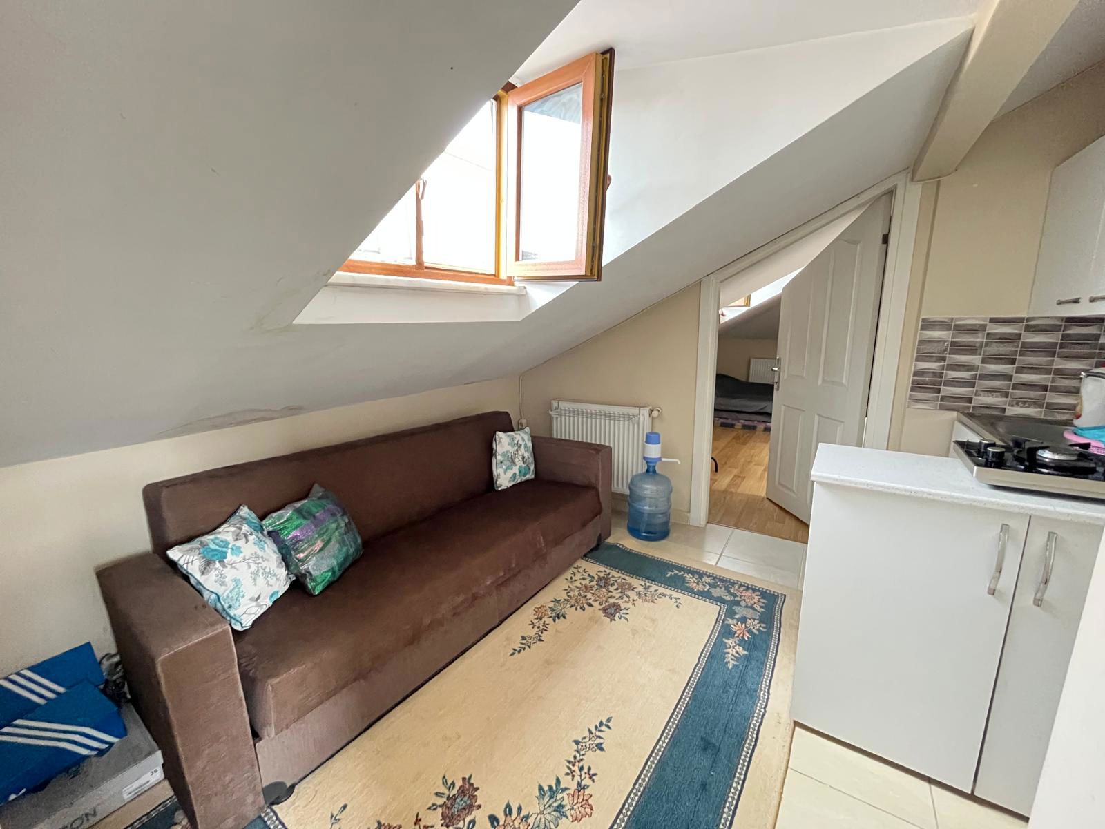 İÇERENKÖY MAHALLESİNDE YENİ BİNADA 4+2 YATIRIMLIK FIRSAT DUBLEKS