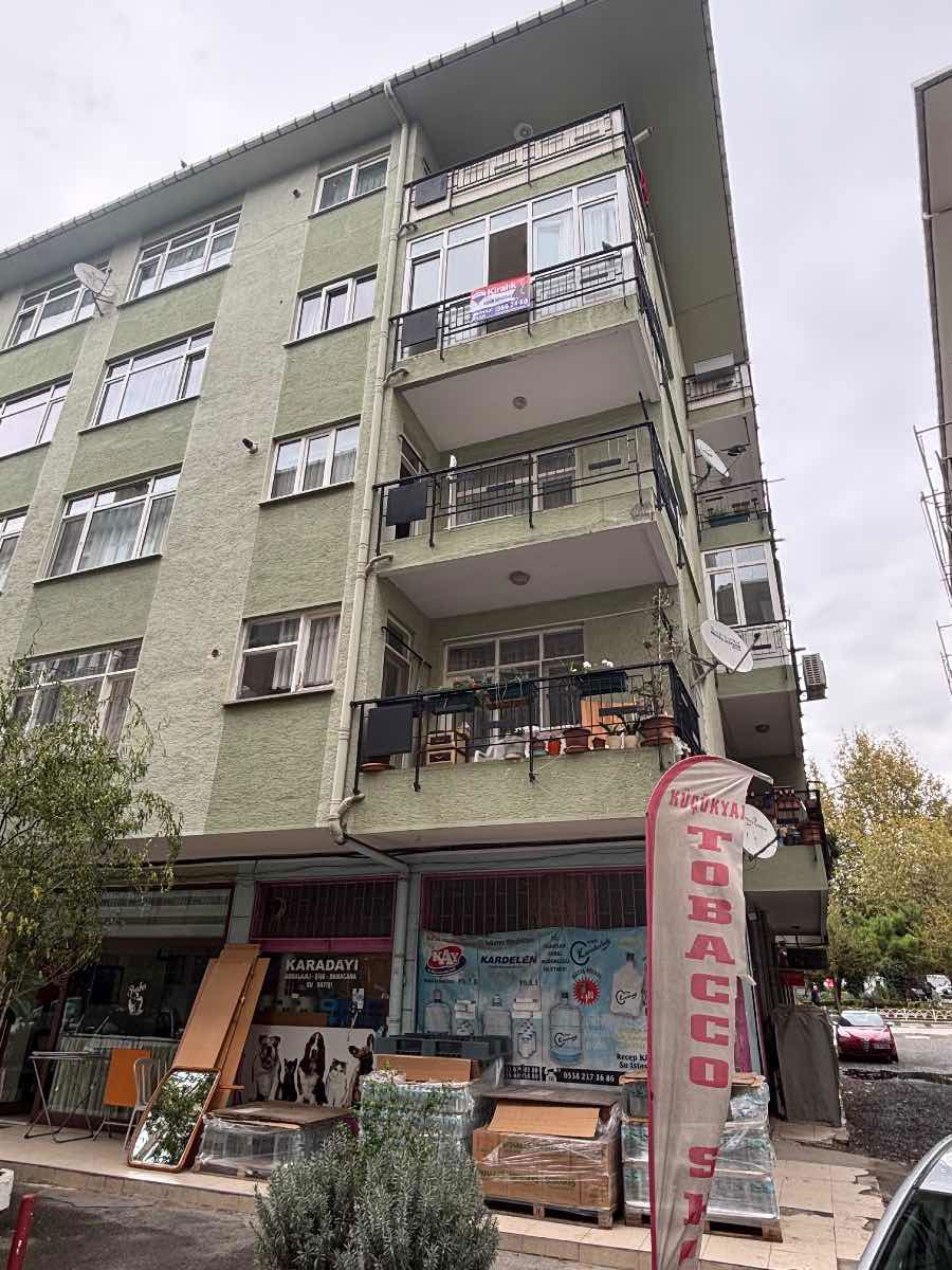 MALTEPE ÇINARDA TEMİZ GENİŞ KULLANIŞLI 3+1 KİRALIK 3. KAT DAİRE