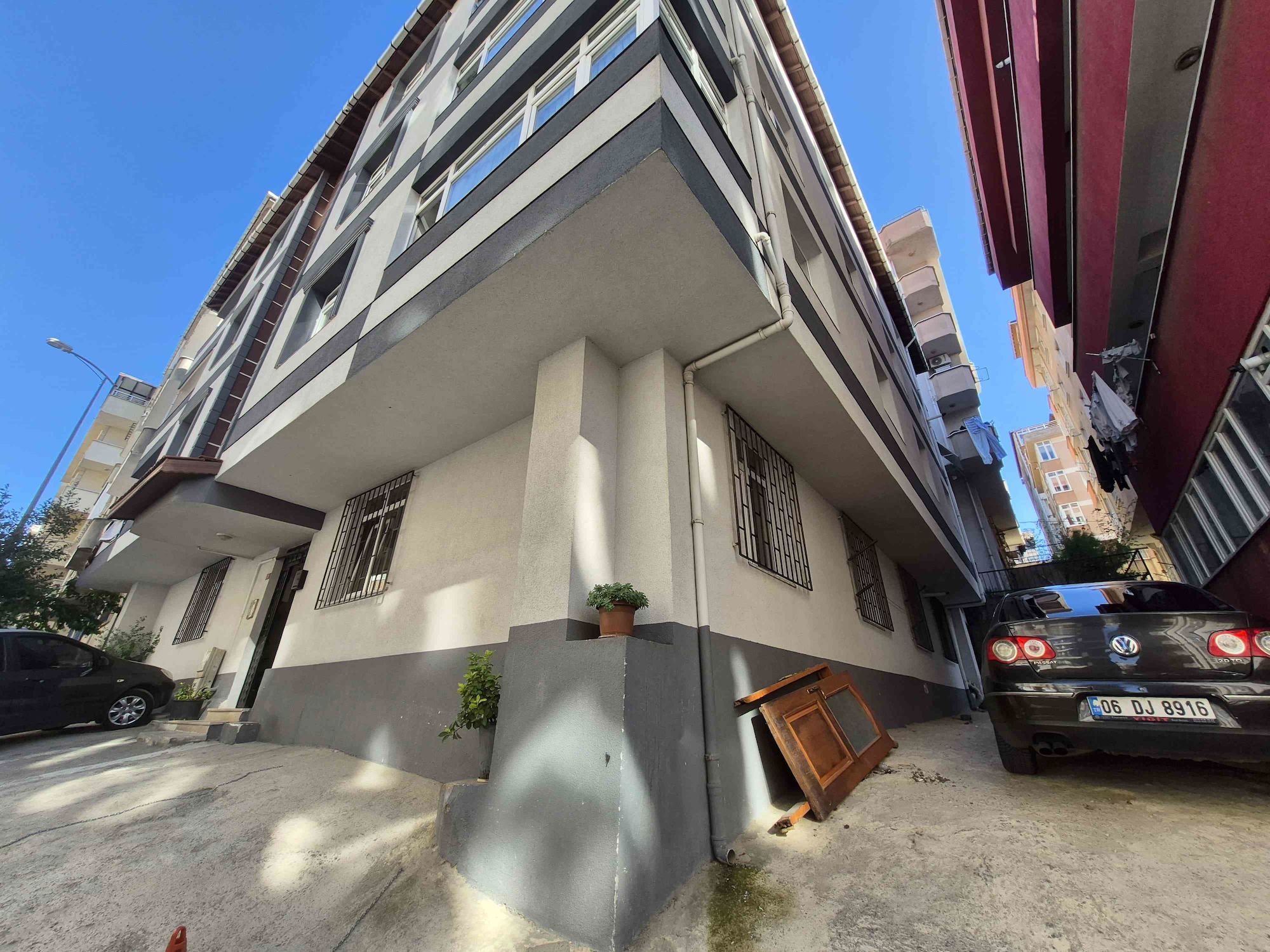 FINDIKLI MAHALLESİ MERKEZİ KONUMUNDA 3+1