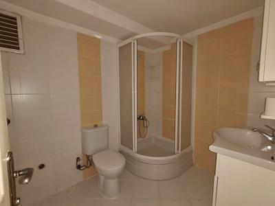 ADNAN KAHVECI MAHALLESINDE 2+1 KIRALIK DAIRE