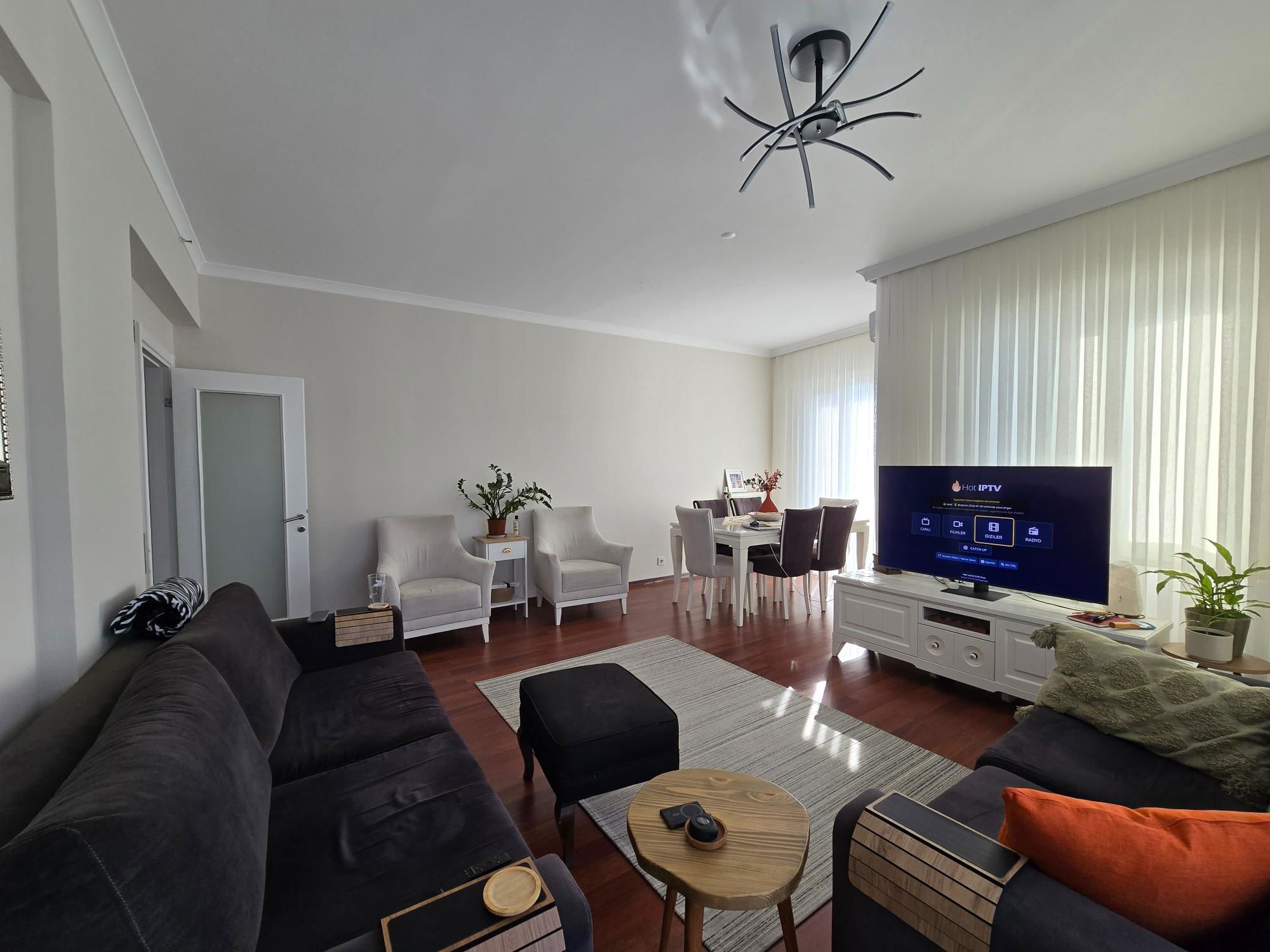 REMAX'DAN ATAŞEHIR SIMA RESIDENCE HAVUZLU EBEVEYN B. K.OTOPARKLI