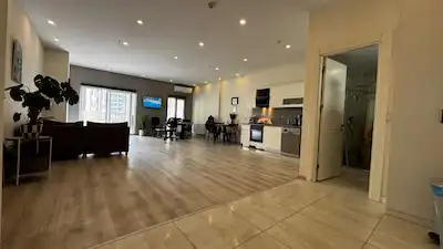 ÖNAY LIFE SITESI'NDE , ÖN KULLANIM ALANLI KİRALIK OFIS